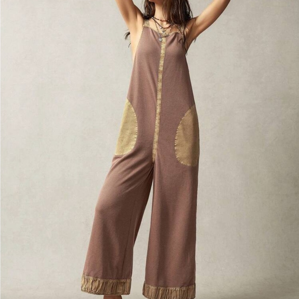 Chic Tan Sleeveless Jumpsuit - Picture 4 of 9